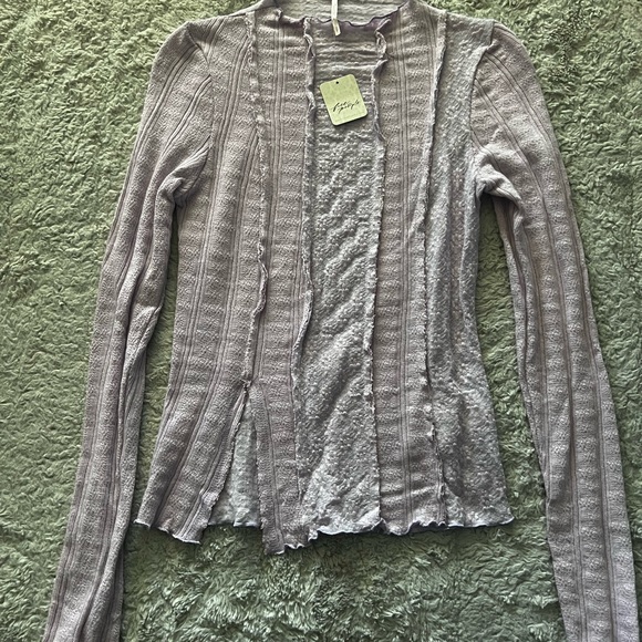 NWT Free People Lavender Ruffled top, new with tags. - Picture 9 of 9